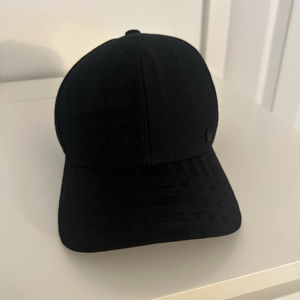 No bad ideas hat. Pippen flat flex fit size small/medium
